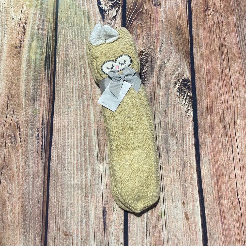NEW DIRECTIONS owl sock/slippers NWT